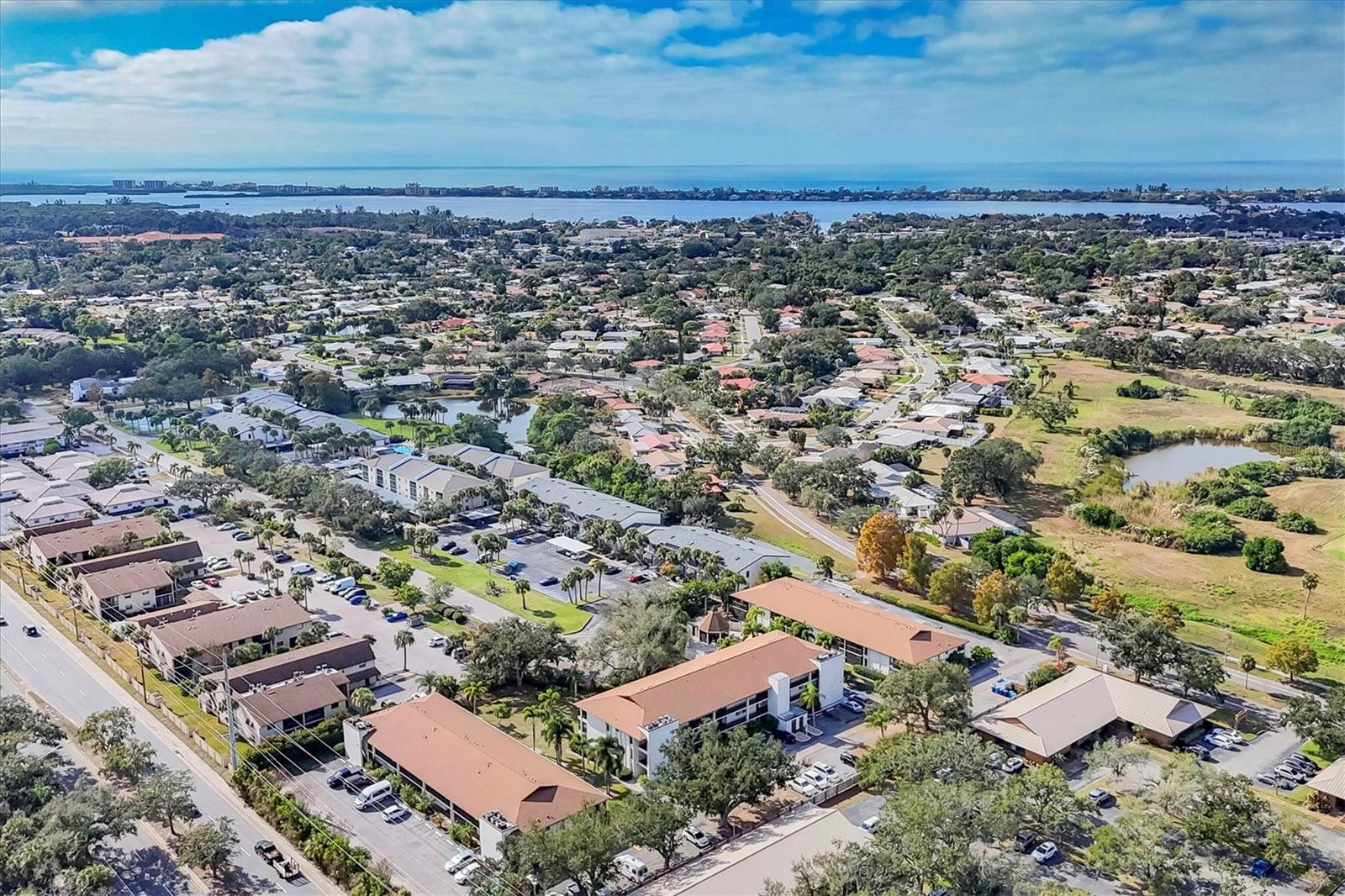 Image 29 of 32 For 7203 Curtiss Avenue 1c