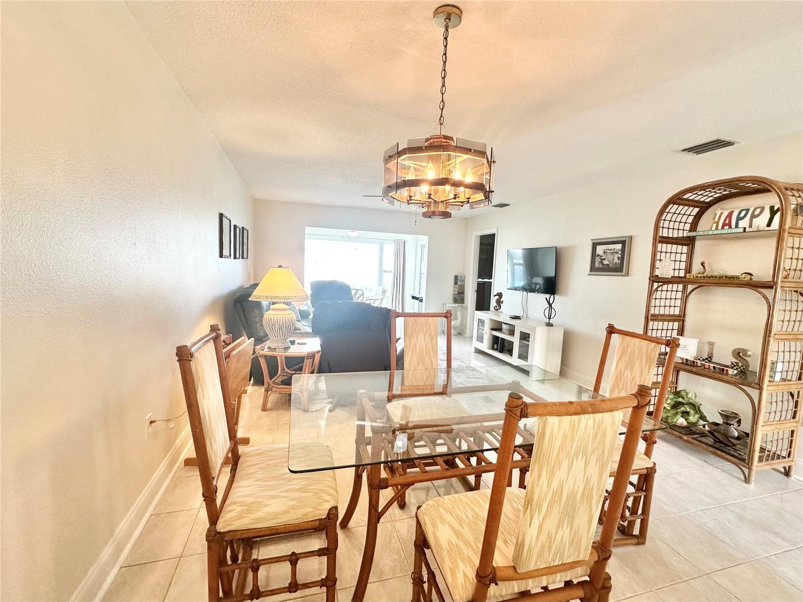 Image 8 of 25 For 9722 Hernando Court