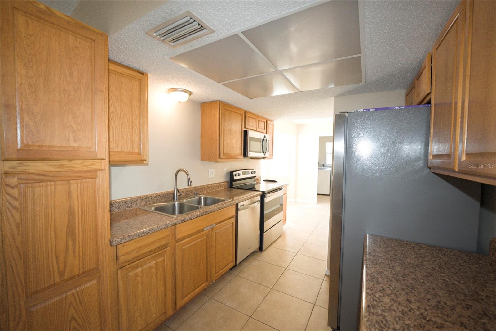 Image 5 of 14 For 207 Periwinkle Road