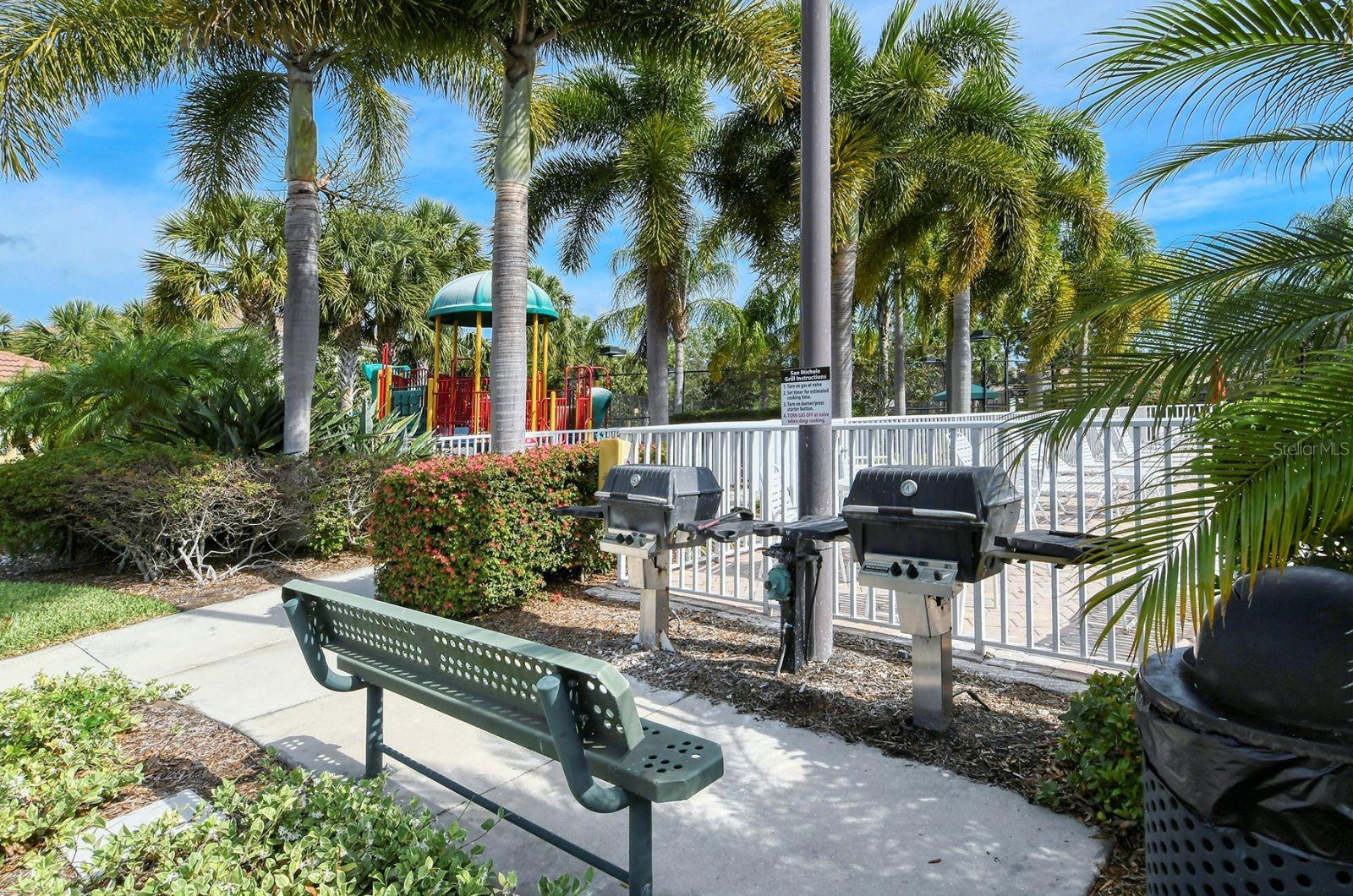 Image 33 of 42 For 3776 82nd Avenue Circle E 103