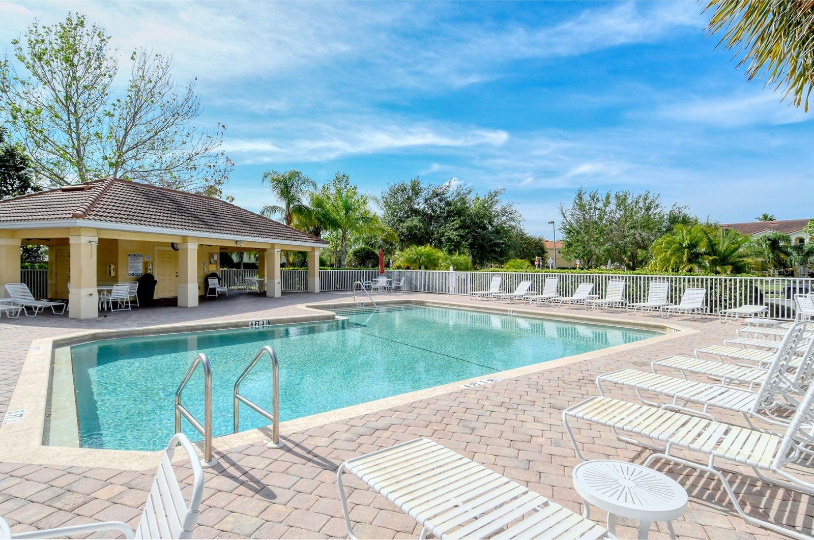 Image 36 of 42 For 3776 82nd Avenue Circle E 103