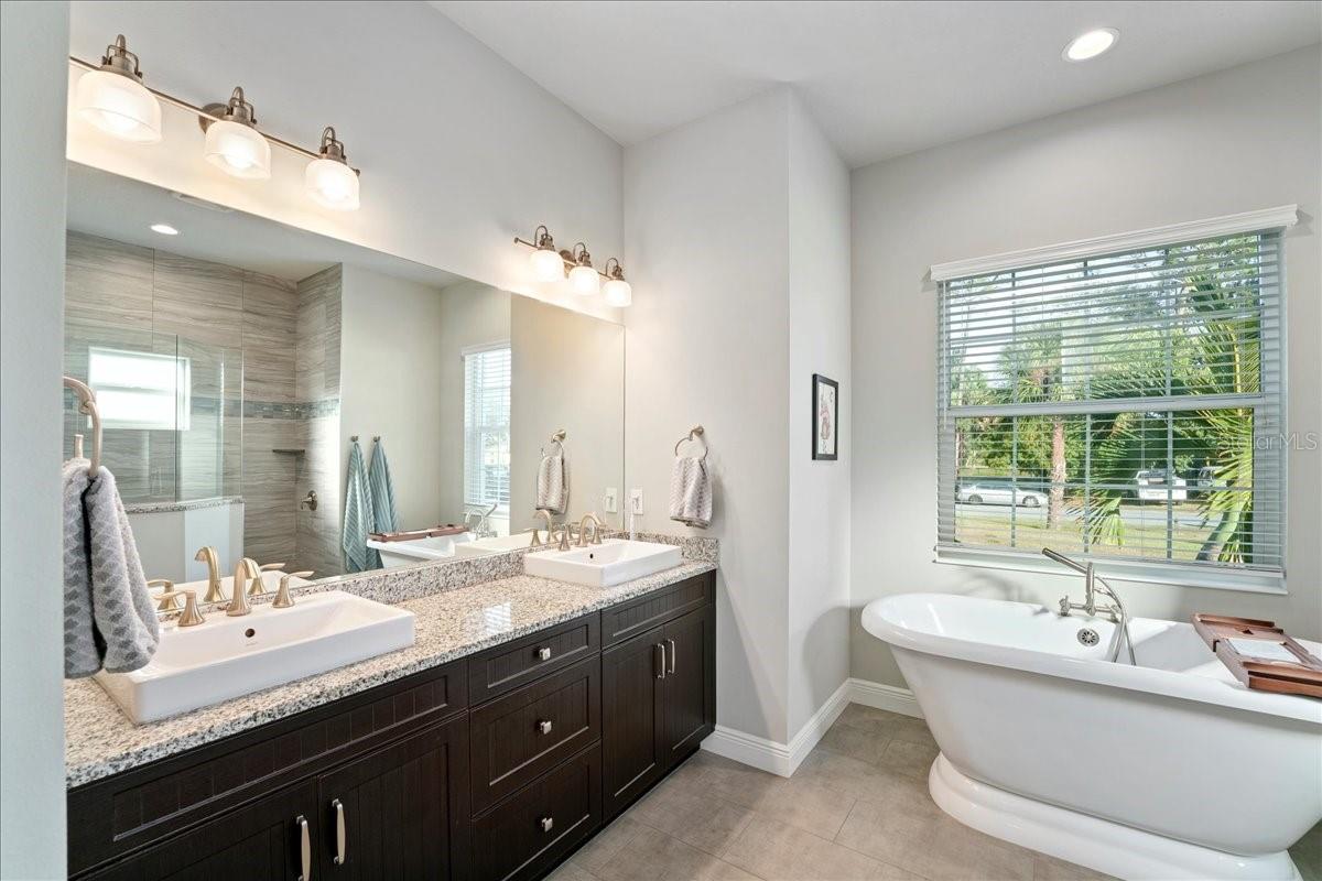 Image 15 of 55 For 612 129th Street Ne