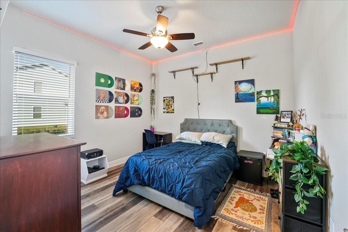 Image 18 of 55 For 612 129th Street Ne