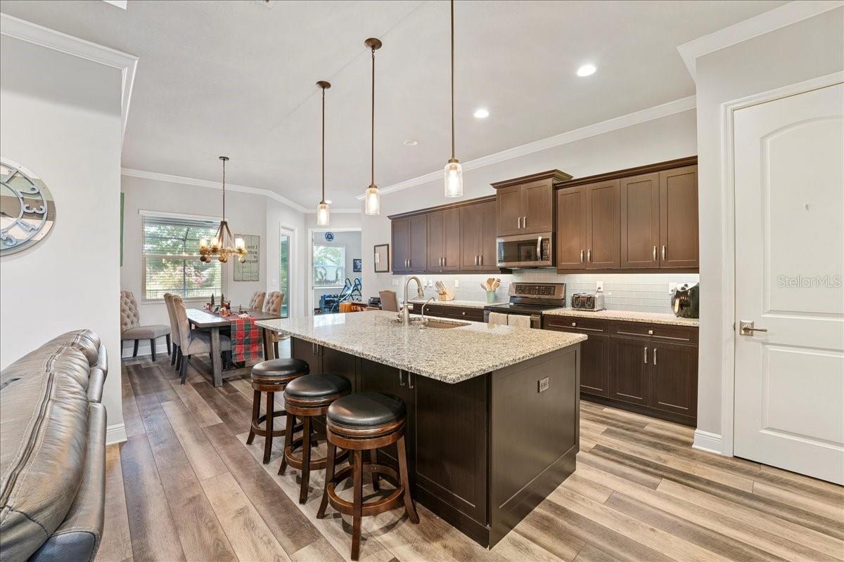 Image 6 of 55 For 612 129th Street Ne