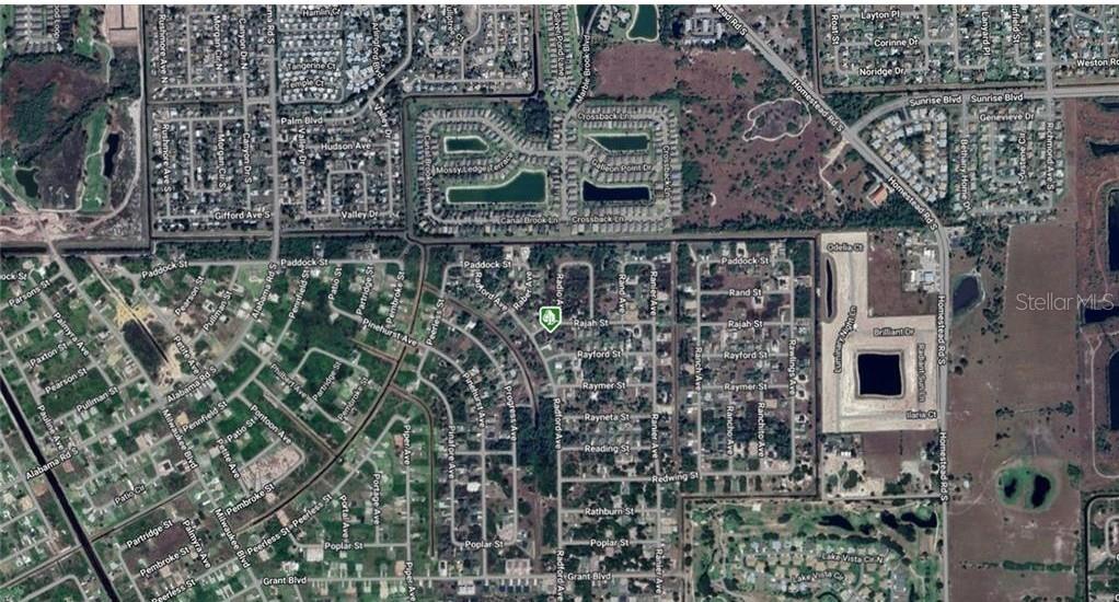 Image 3 of 3 For 426 & 428 Rajah Street