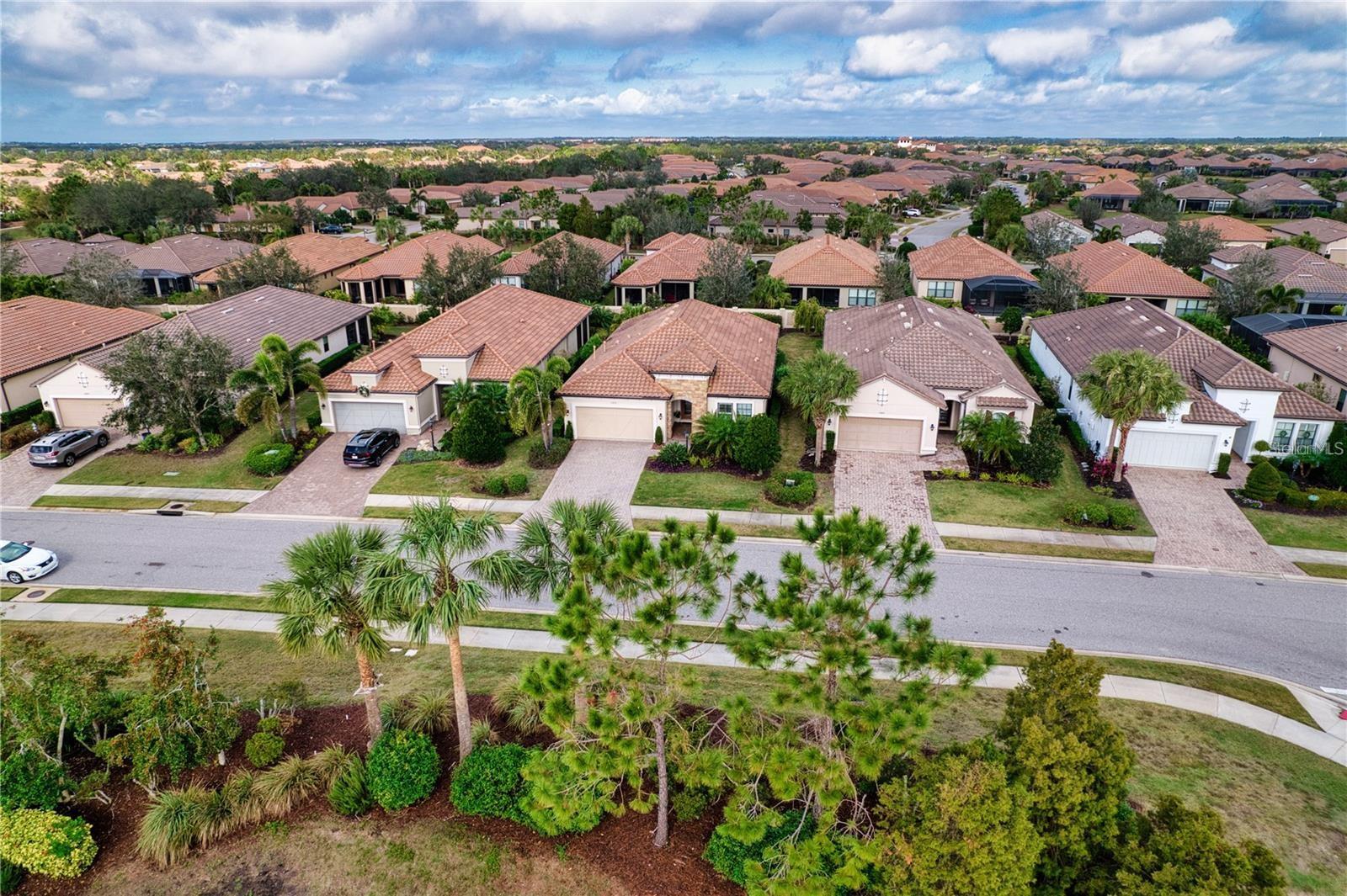 Image 33 of 55 For 13031 Palermo Drive