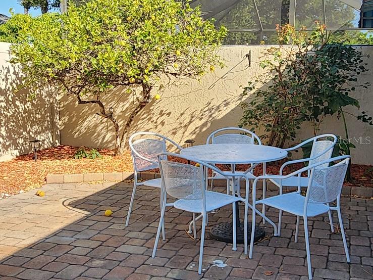 Image 24 of 53 For 3441 Beekman Place 40