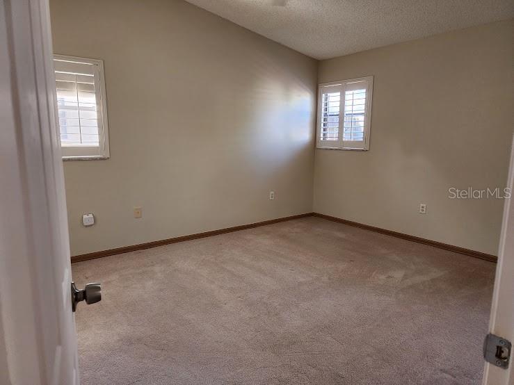 Image 26 of 53 For 3441 Beekman Place 40