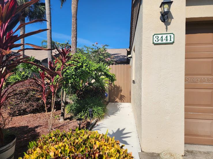 Image 3 of 53 For 3441 Beekman Place 40