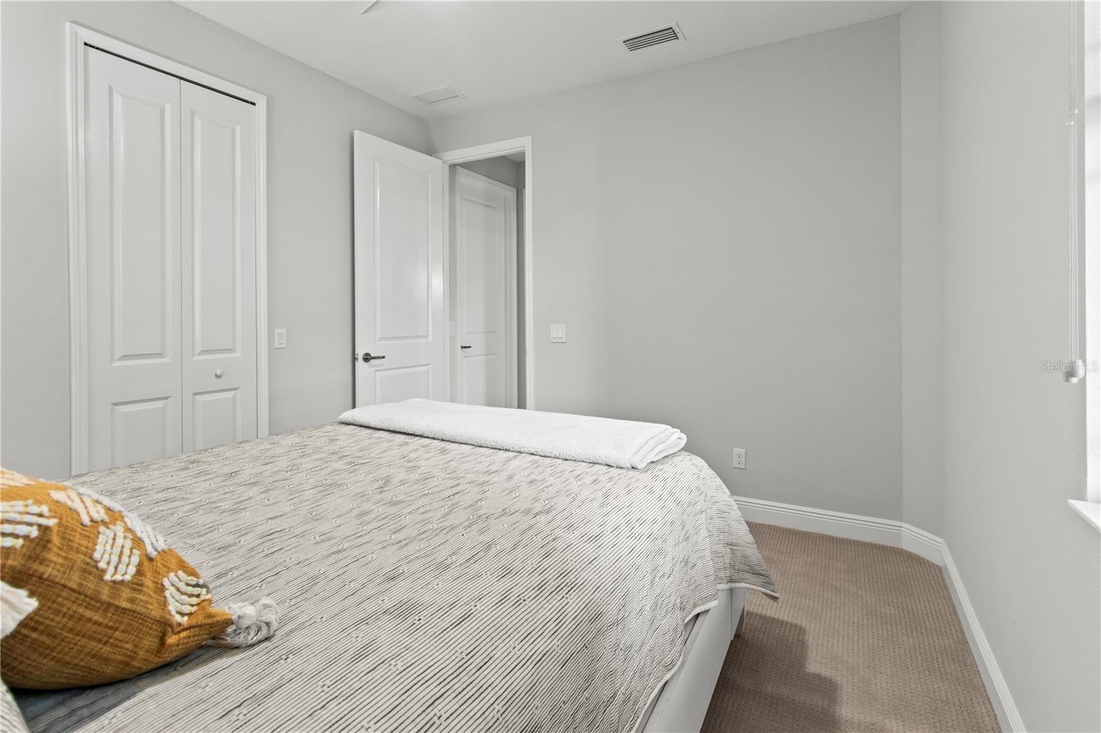 Image 31 of 52 For 7523 Campus Cove