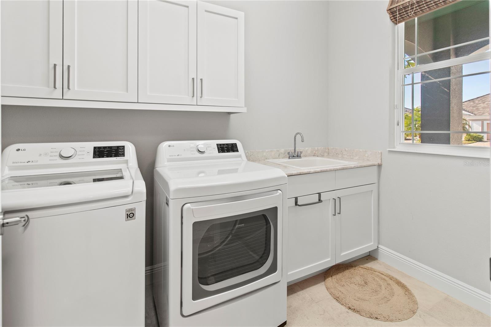 Image 33 of 52 For 7523 Campus Cove