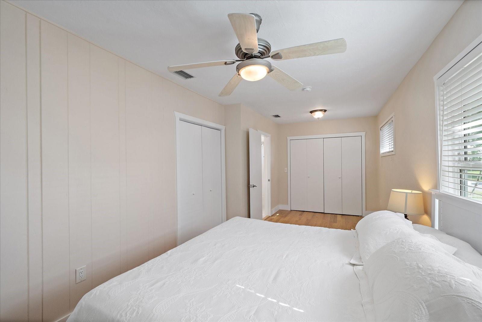 Image 36 of 49 For 6841 Longboat Drive S