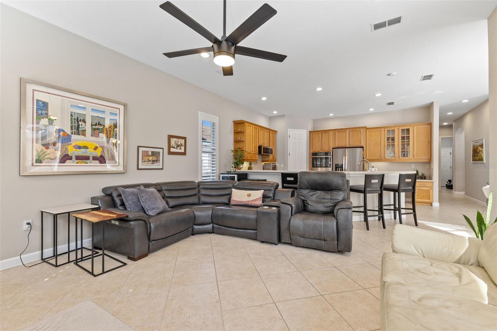 Image 14 of 39 For 6840 Coyote Ridge Court