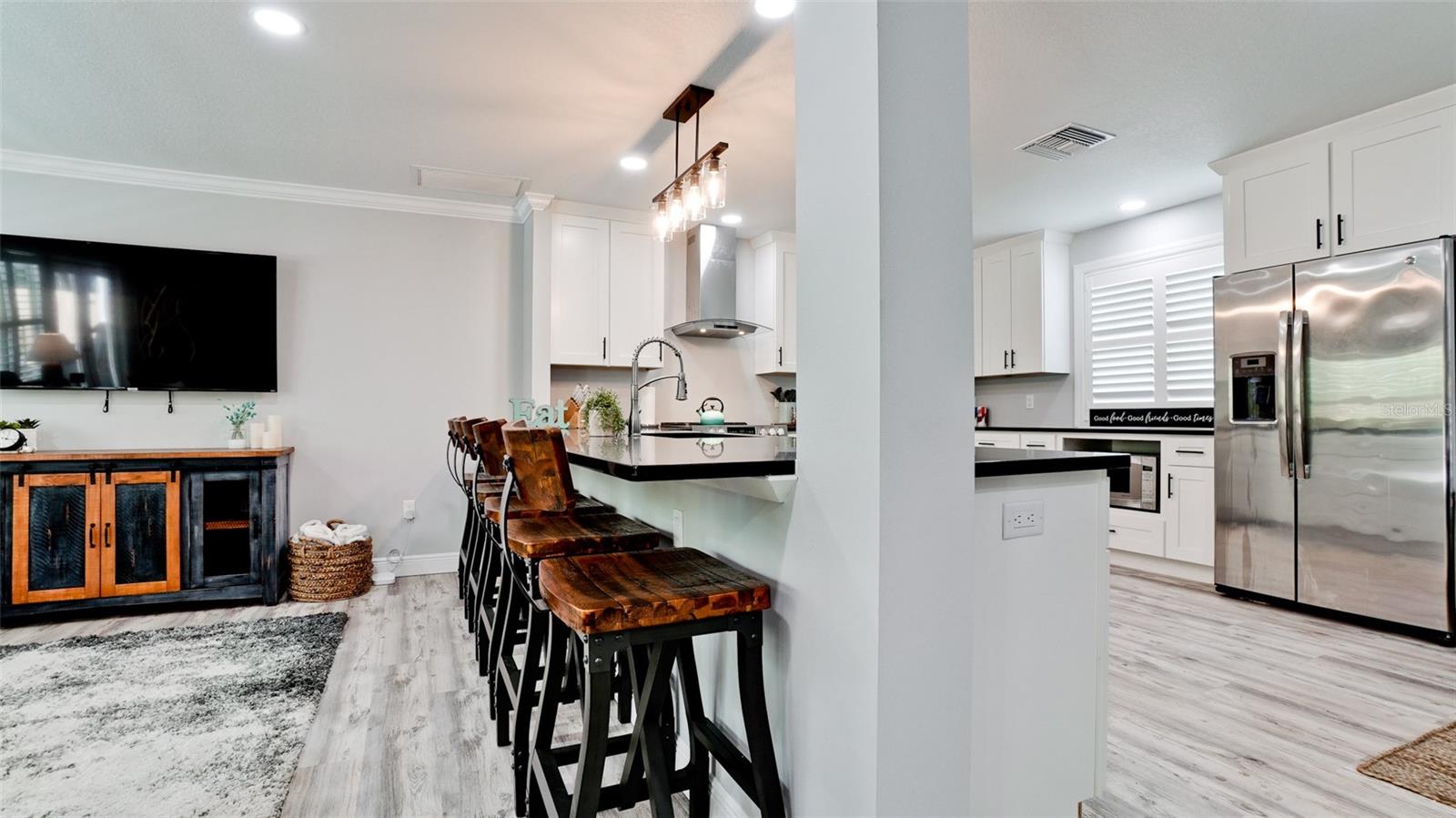 Image 16 of 75 For 1511 21st Street W