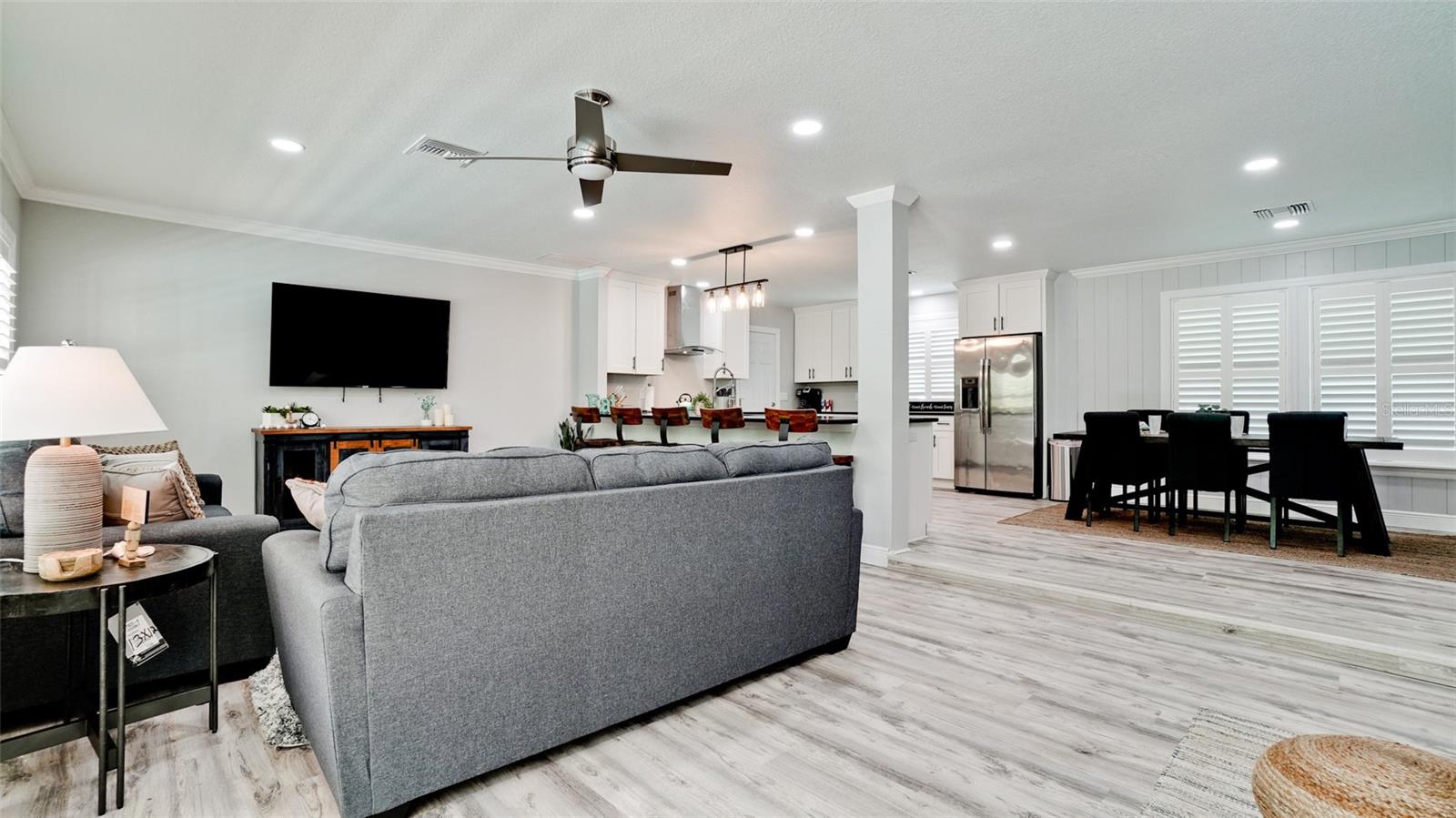 Image 22 of 75 For 1511 21st Street W