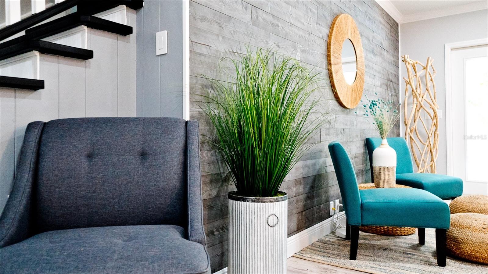 Image 23 of 75 For 1511 21st Street W