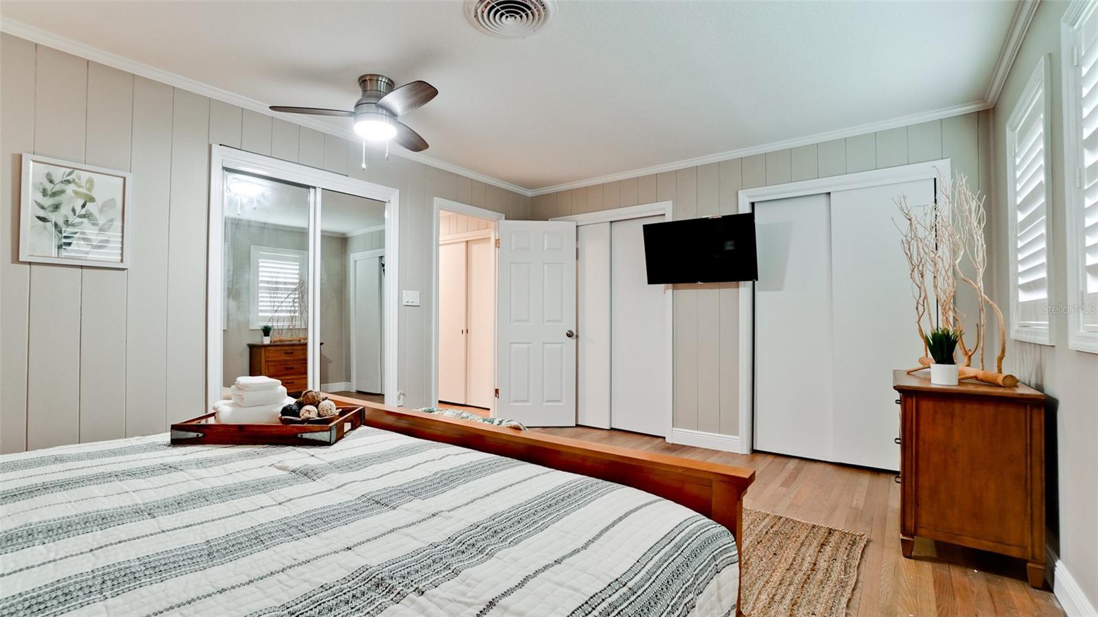 Image 36 of 75 For 1511 21st Street W