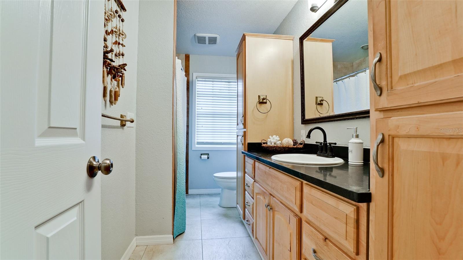 Image 37 of 75 For 1511 21st Street W