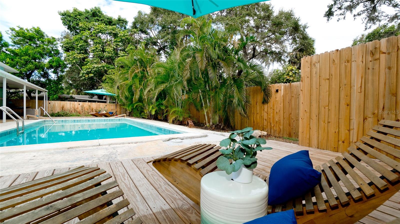 Image 8 of 75 For 1511 21st Street W