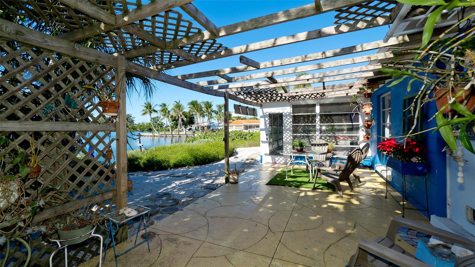 Image 24 of 77 For 627 Concord Lane