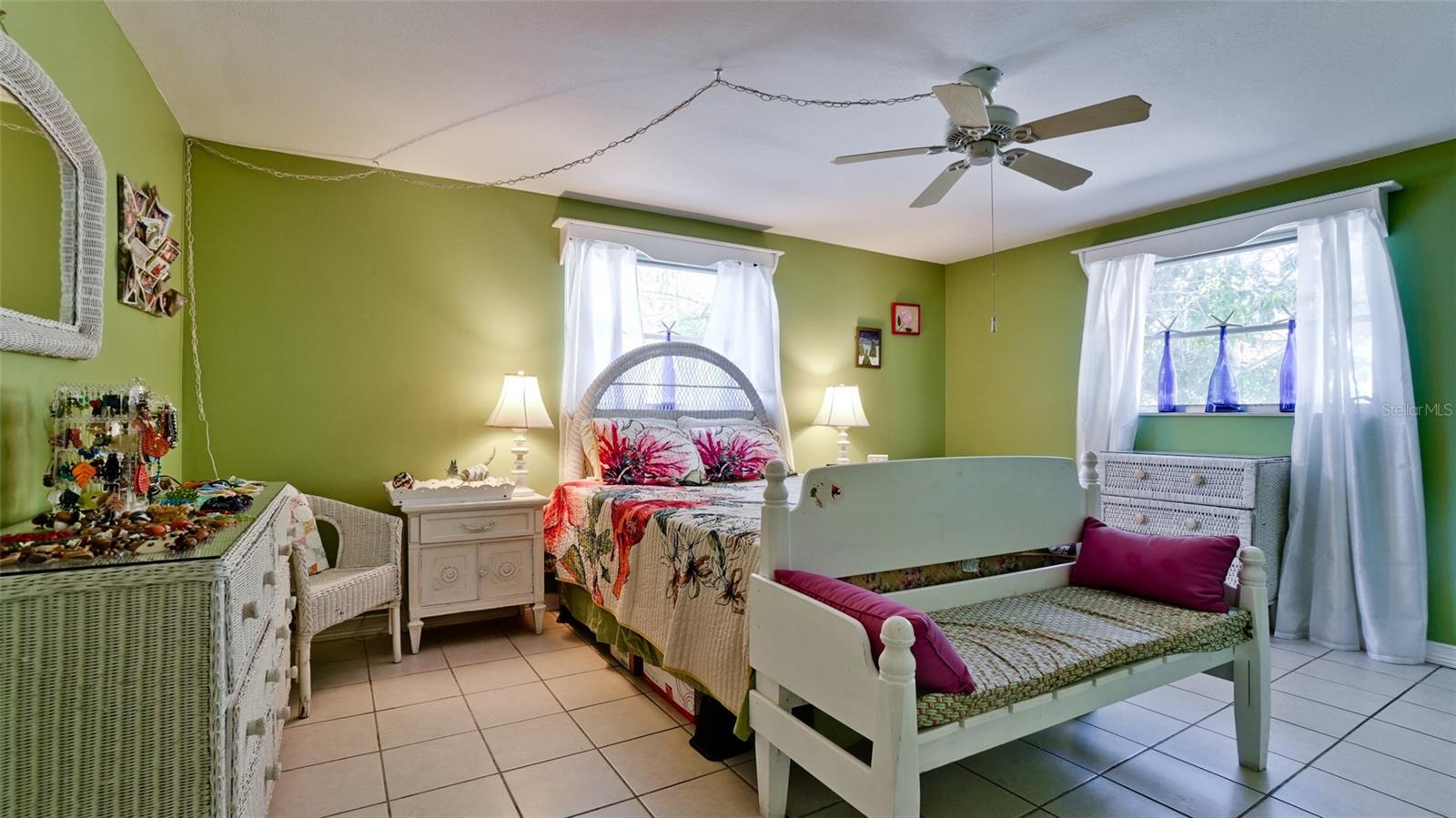 Image 43 of 77 For 627 Concord Lane