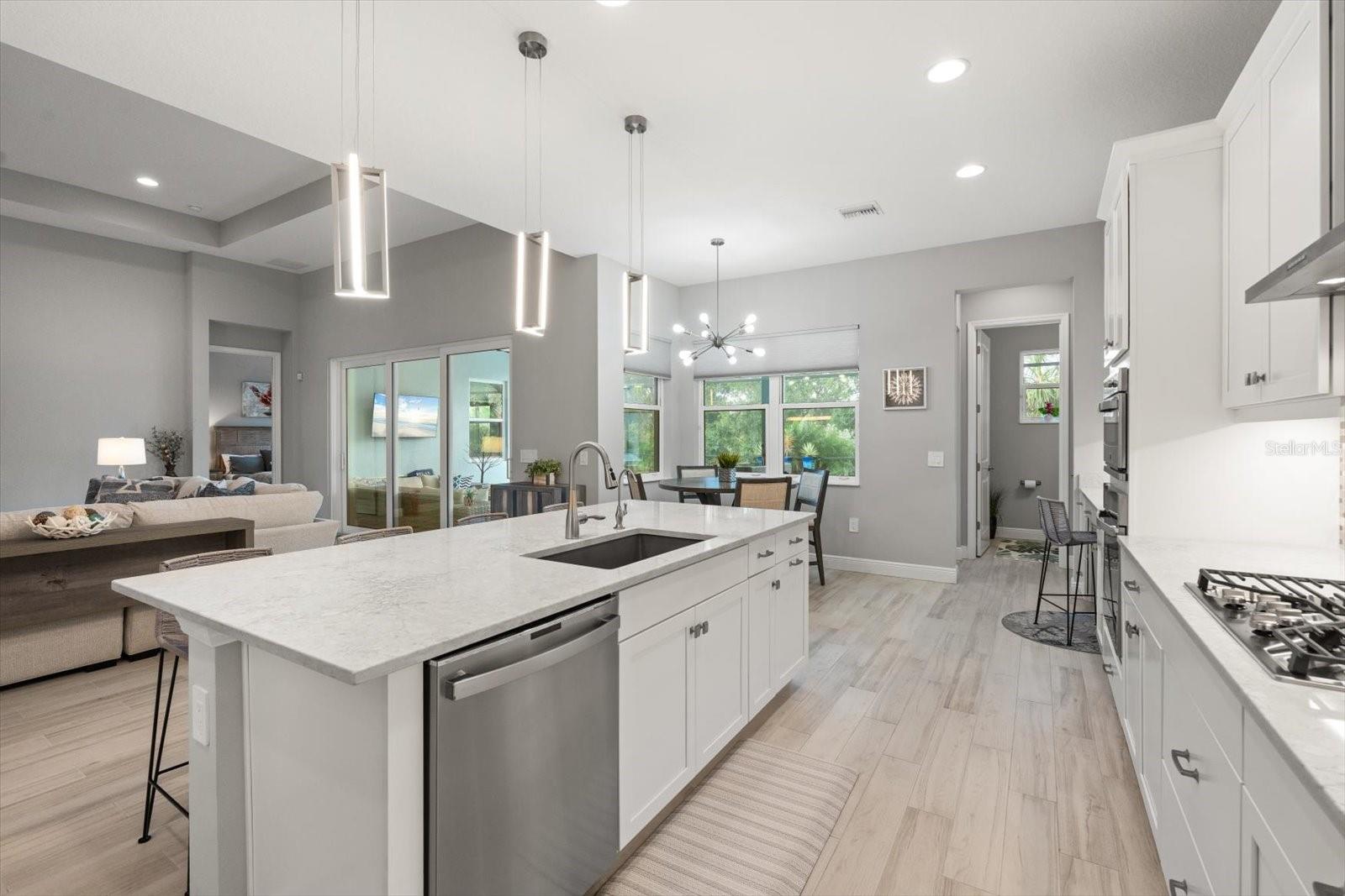 Image 17 of 85 For 8281 Grande Shores Drive