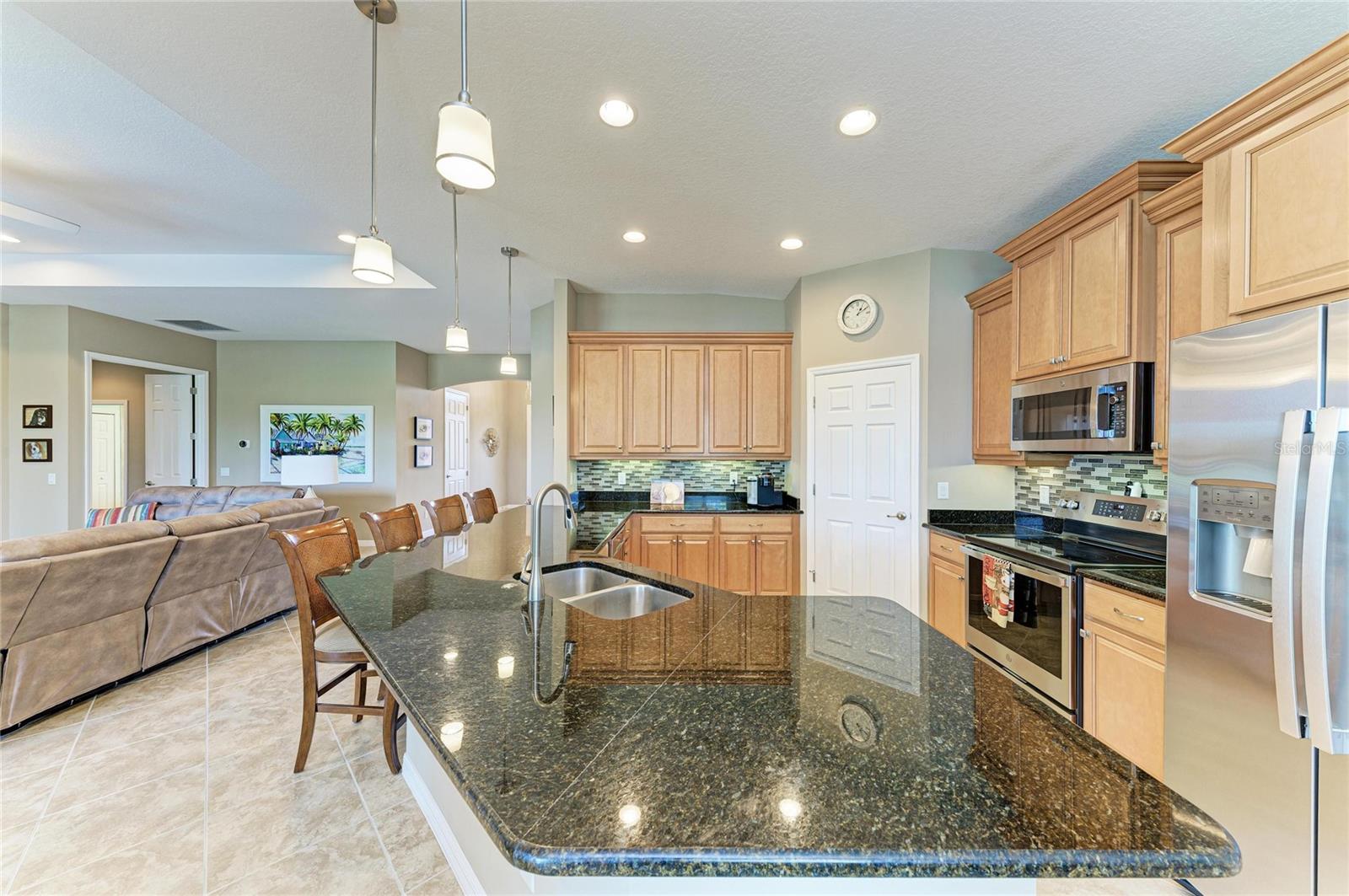 Image 18 of 58 For 4919 132nd Avenue E