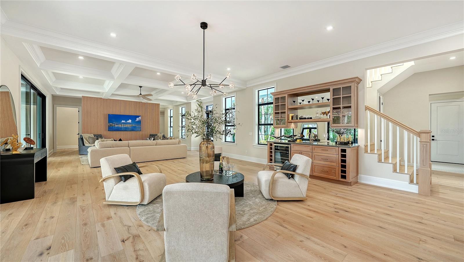 Image 23 of 57 For 656 Tropical Circle