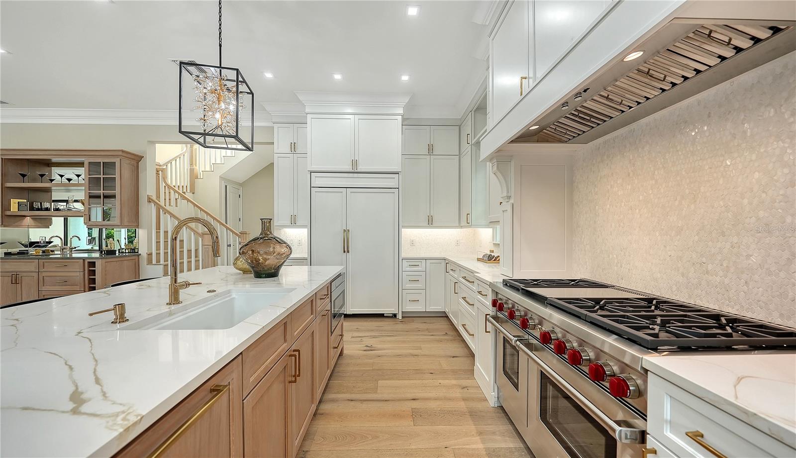 Image 27 of 57 For 656 Tropical Circle