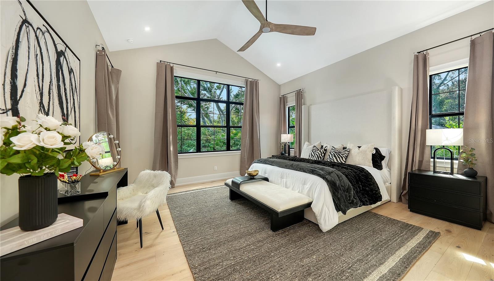 Image 33 of 57 For 656 Tropical Circle