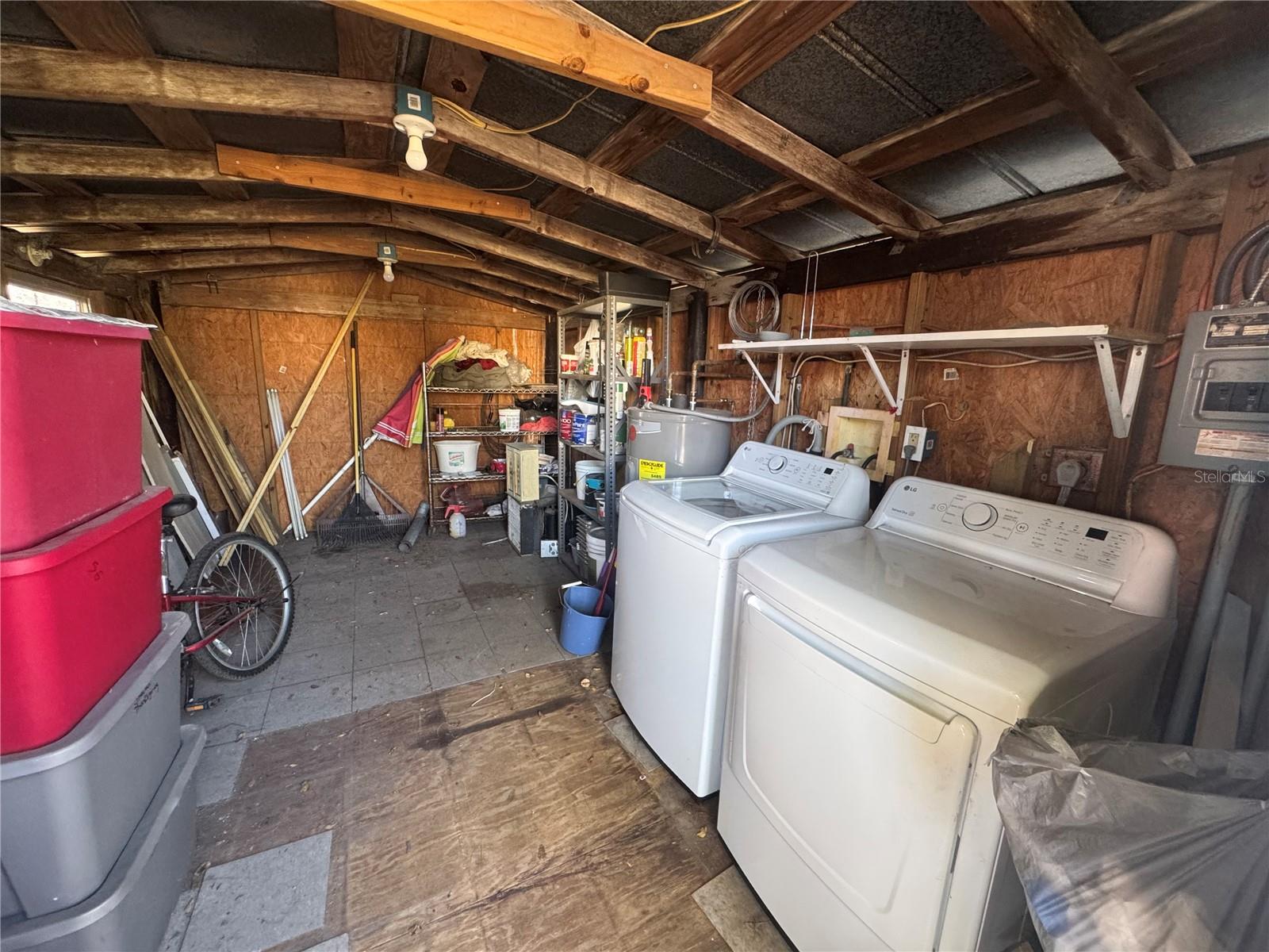 Image 11 of 14 For 25 Monroe Avenue 1