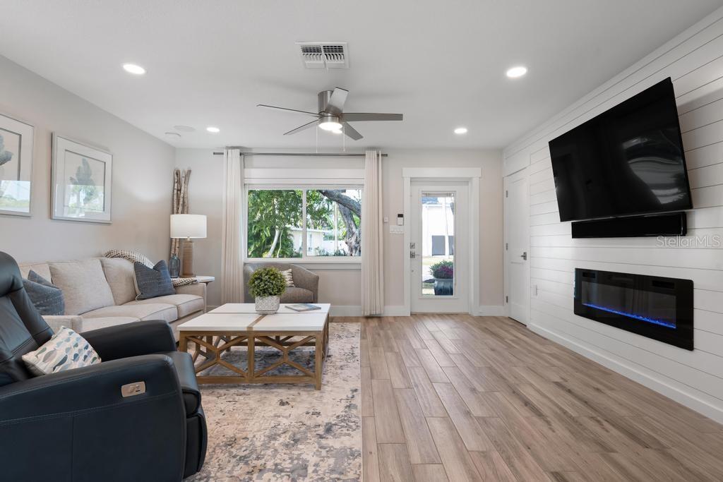 Image 10 of 56 For 211 85th Street