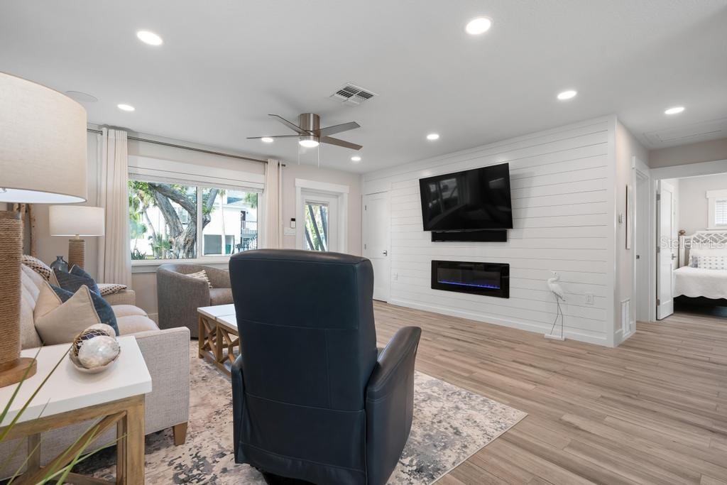 Image 11 of 56 For 211 85th Street