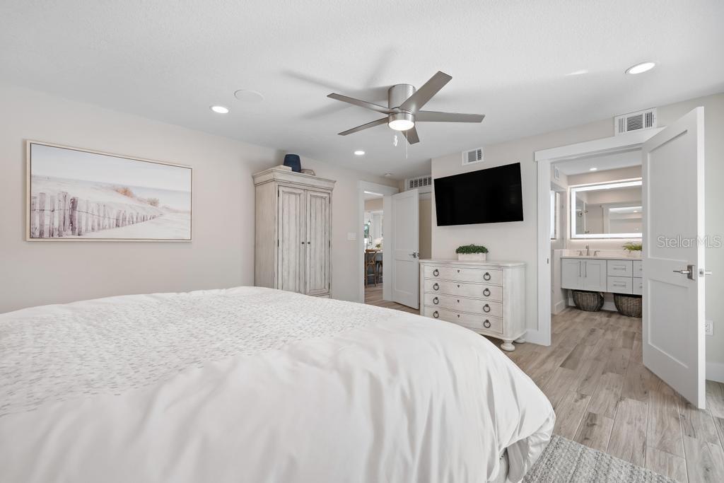 Image 25 of 56 For 211 85th Street