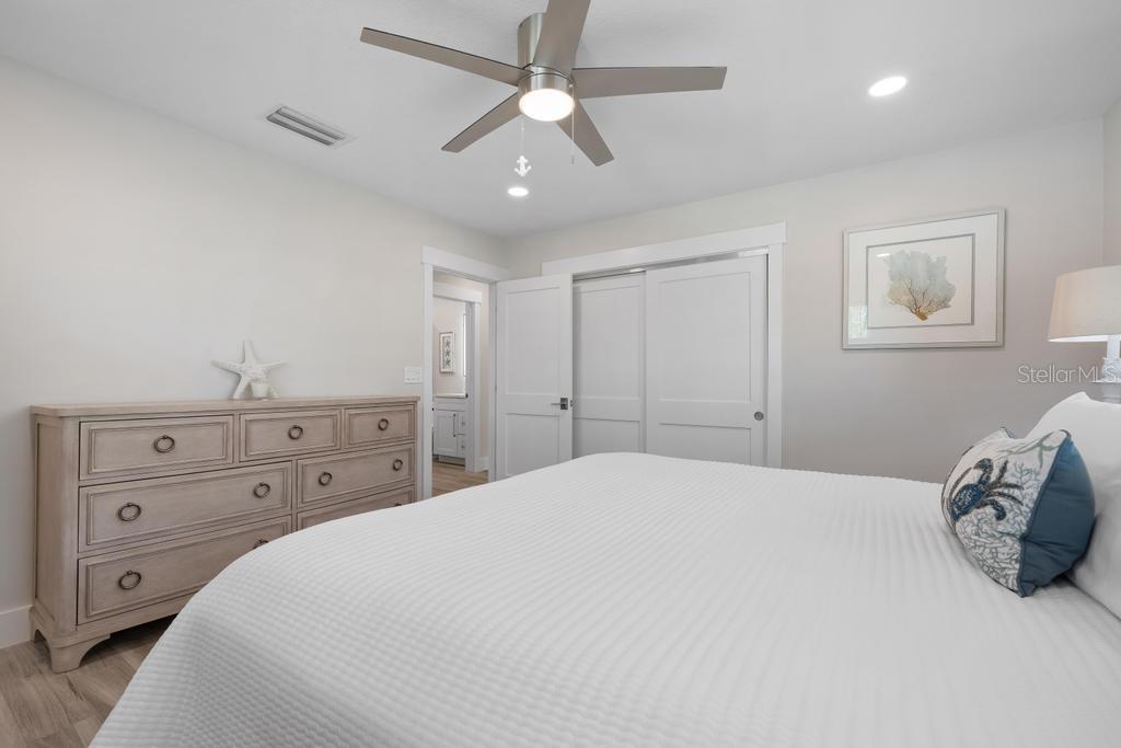 Image 32 of 56 For 211 85th Street