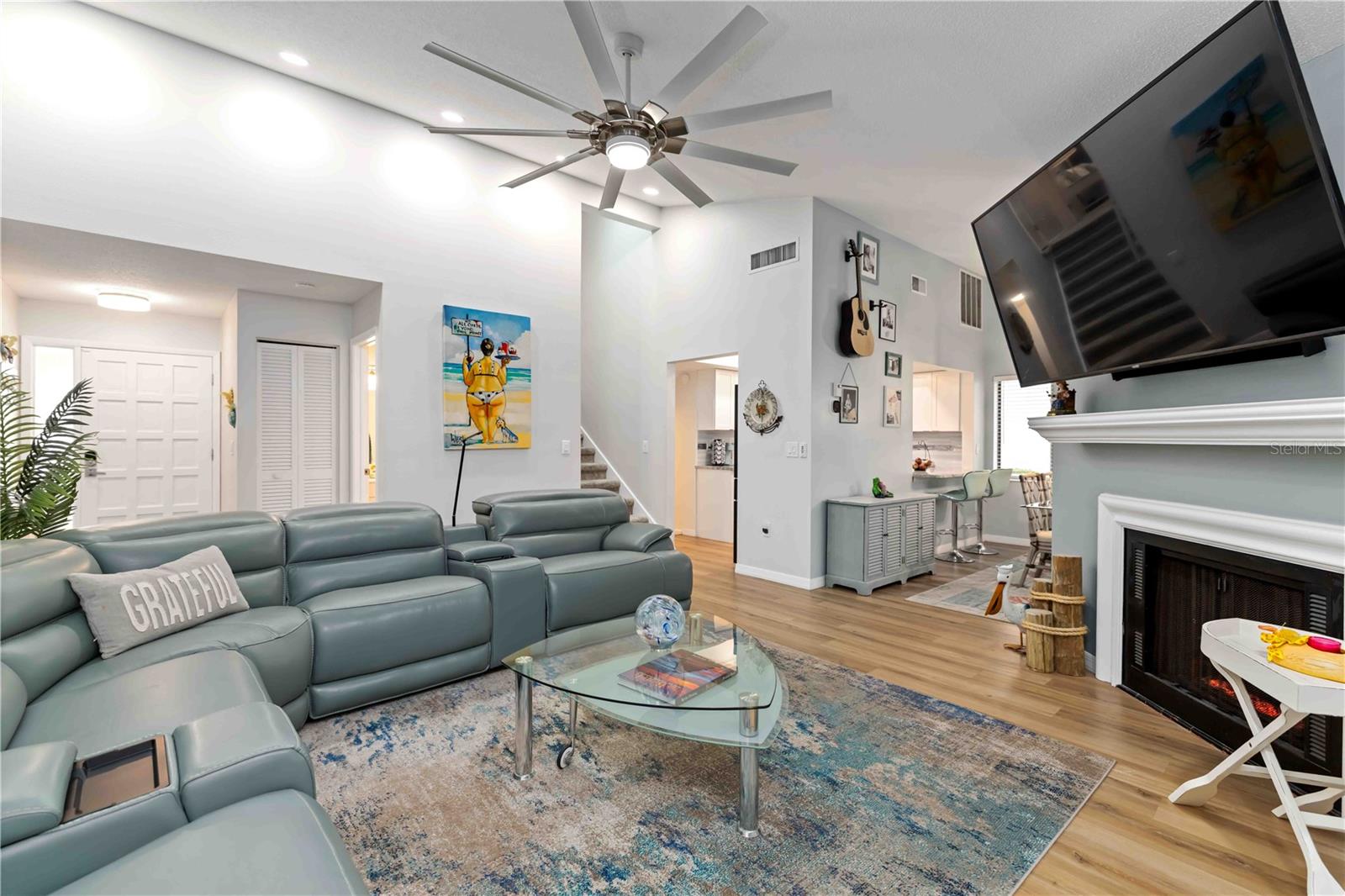 Image 12 of 66 For 738 Sorrento Inlet 738