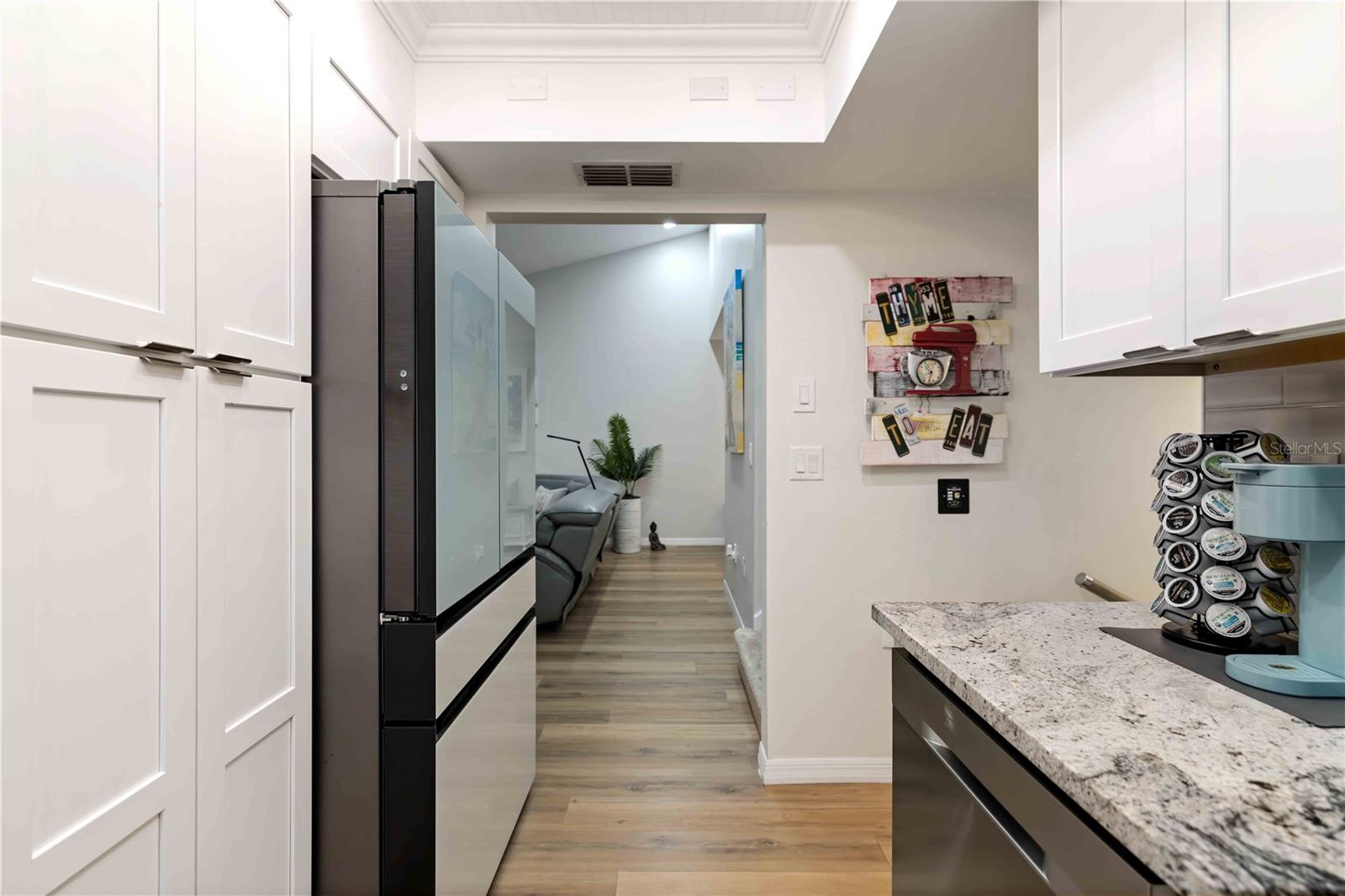 Image 23 of 66 For 738 Sorrento Inlet 738