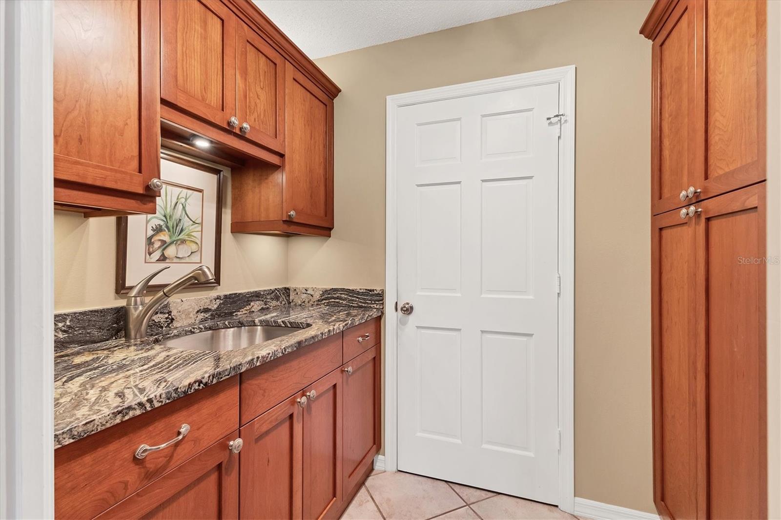 Image 14 of 62 For 147 Inlets Boulevard 147