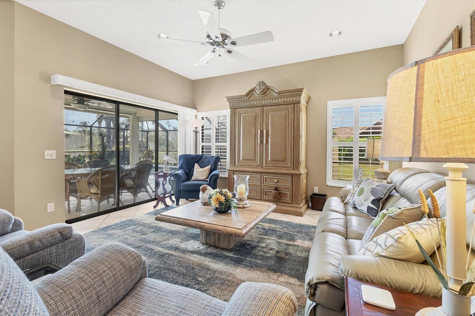 Image 16 of 62 For 147 Inlets Boulevard 147