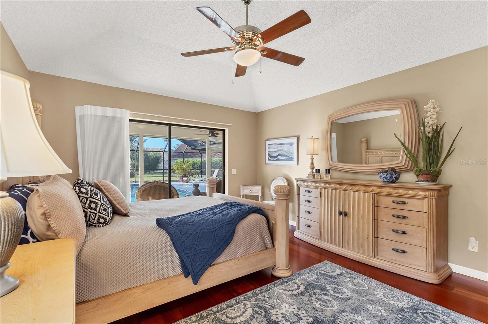 Image 19 of 62 For 147 Inlets Boulevard 147