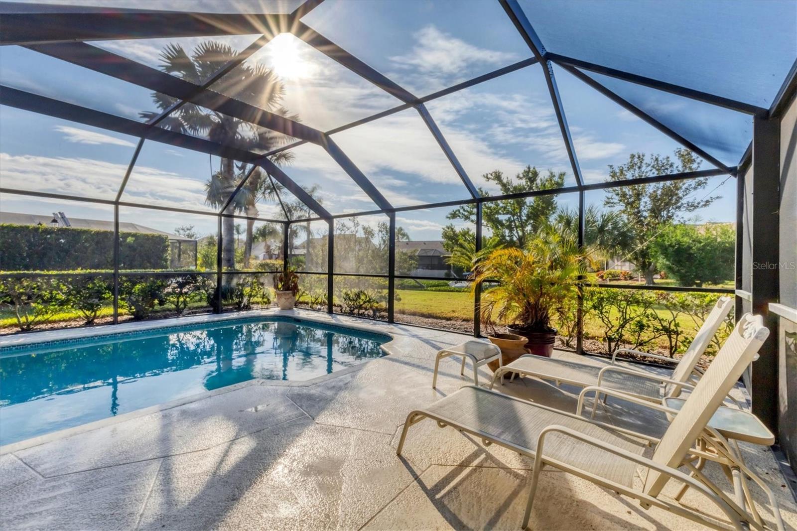 Image 27 of 62 For 147 Inlets Boulevard 147