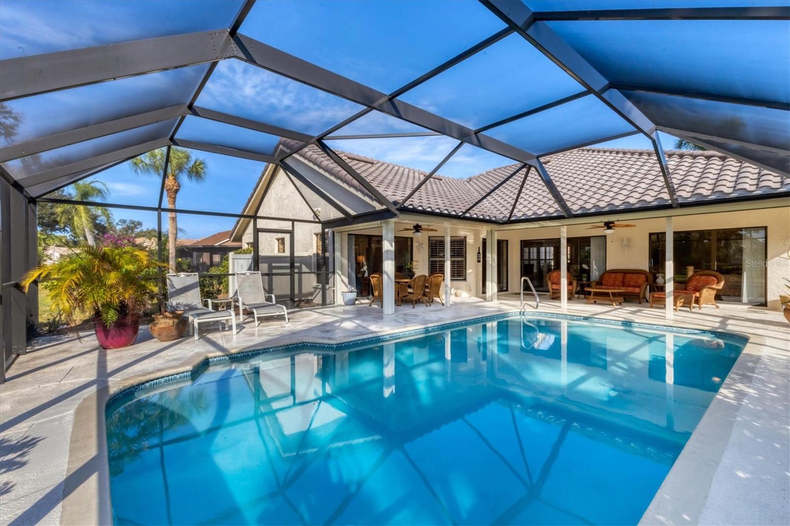 Image 28 of 62 For 147 Inlets Boulevard 147