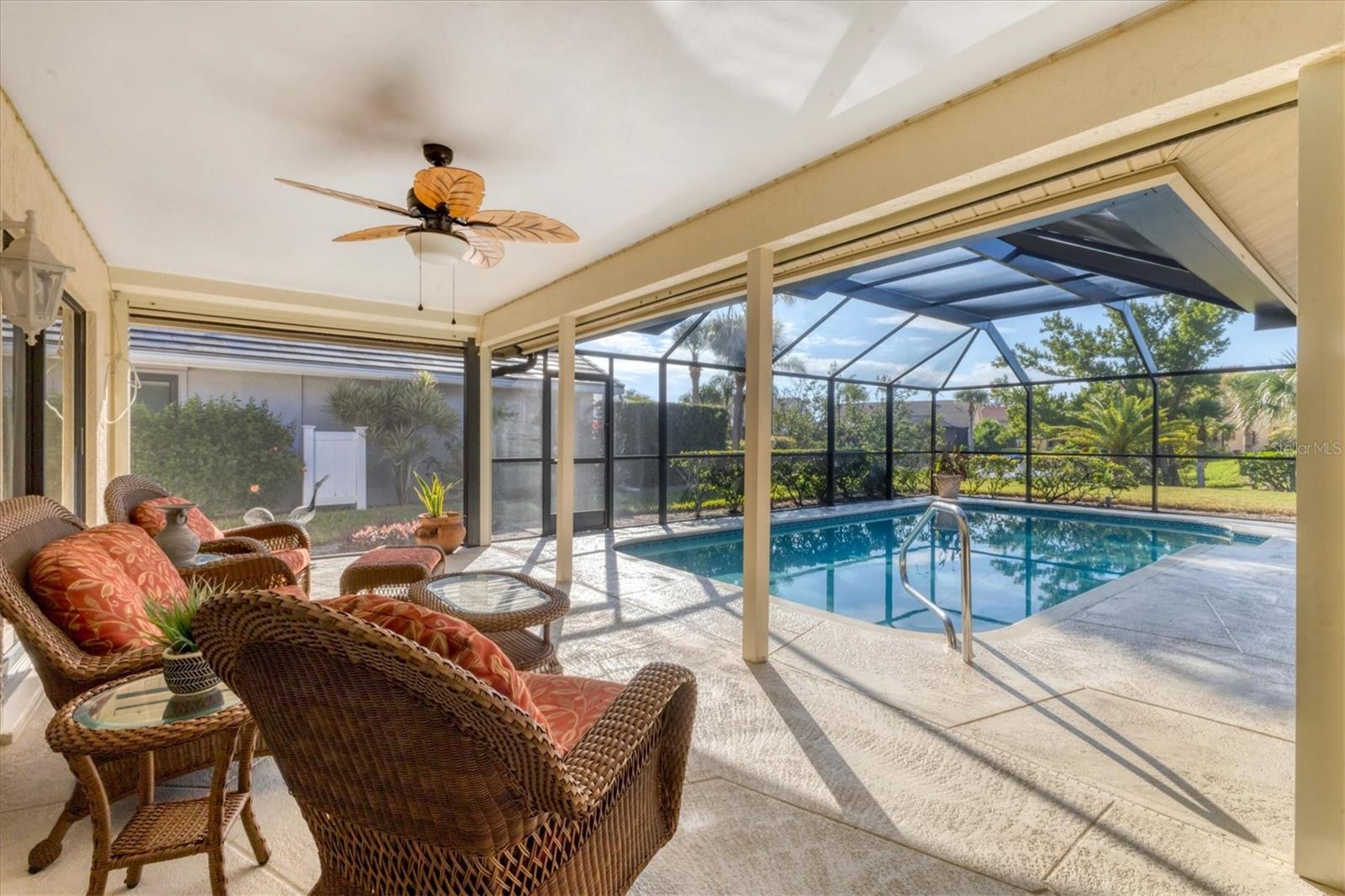 Image 30 of 62 For 147 Inlets Boulevard 147