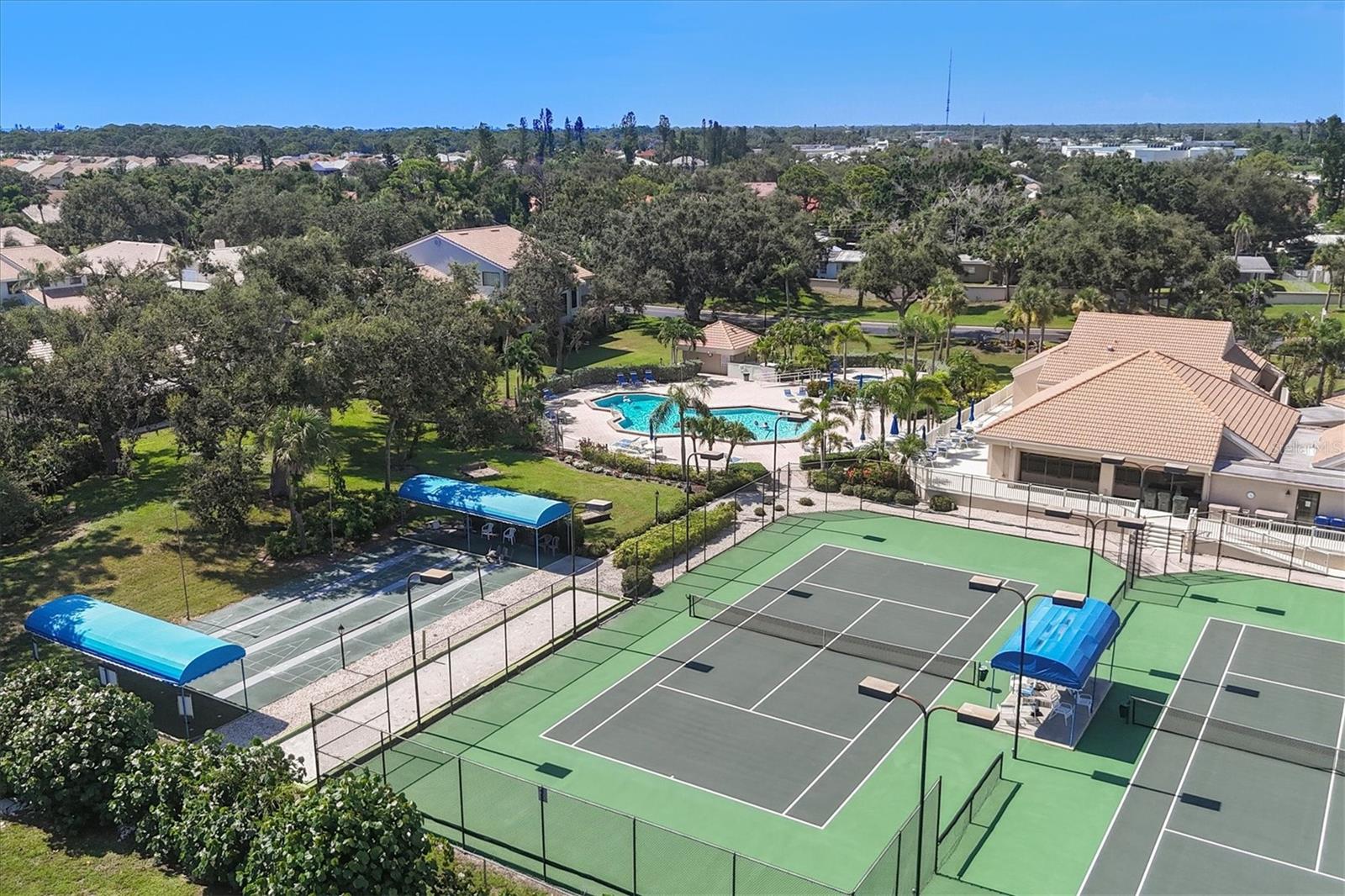 Image 60 of 62 For 147 Inlets Boulevard 147