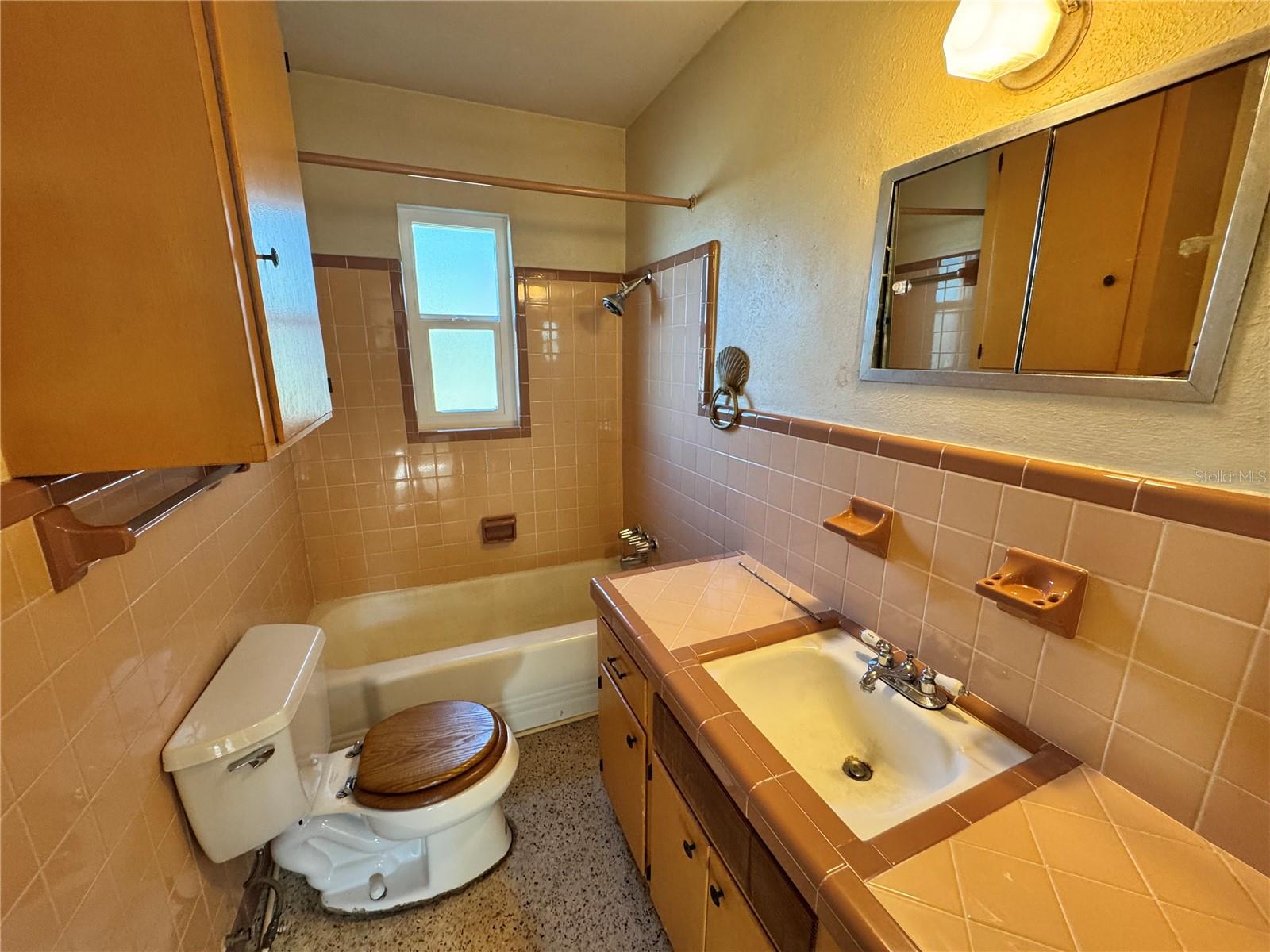 Image 14 of 15 For 1405 Ingram Avenue