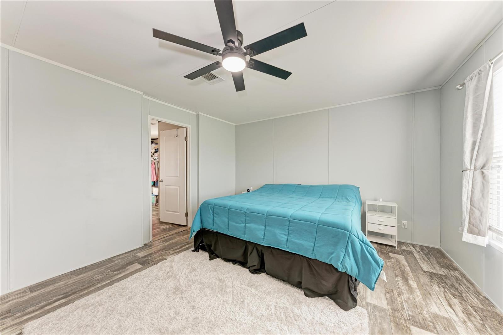 Listing photo id 16 for 48331 Bermont Road