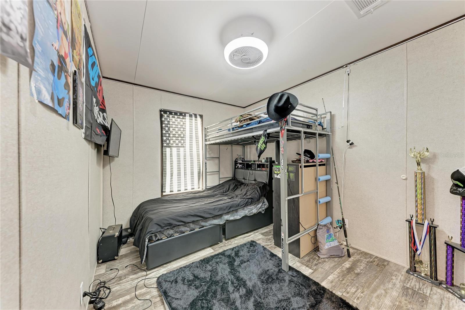 Listing photo id 23 for 48331 Bermont Road