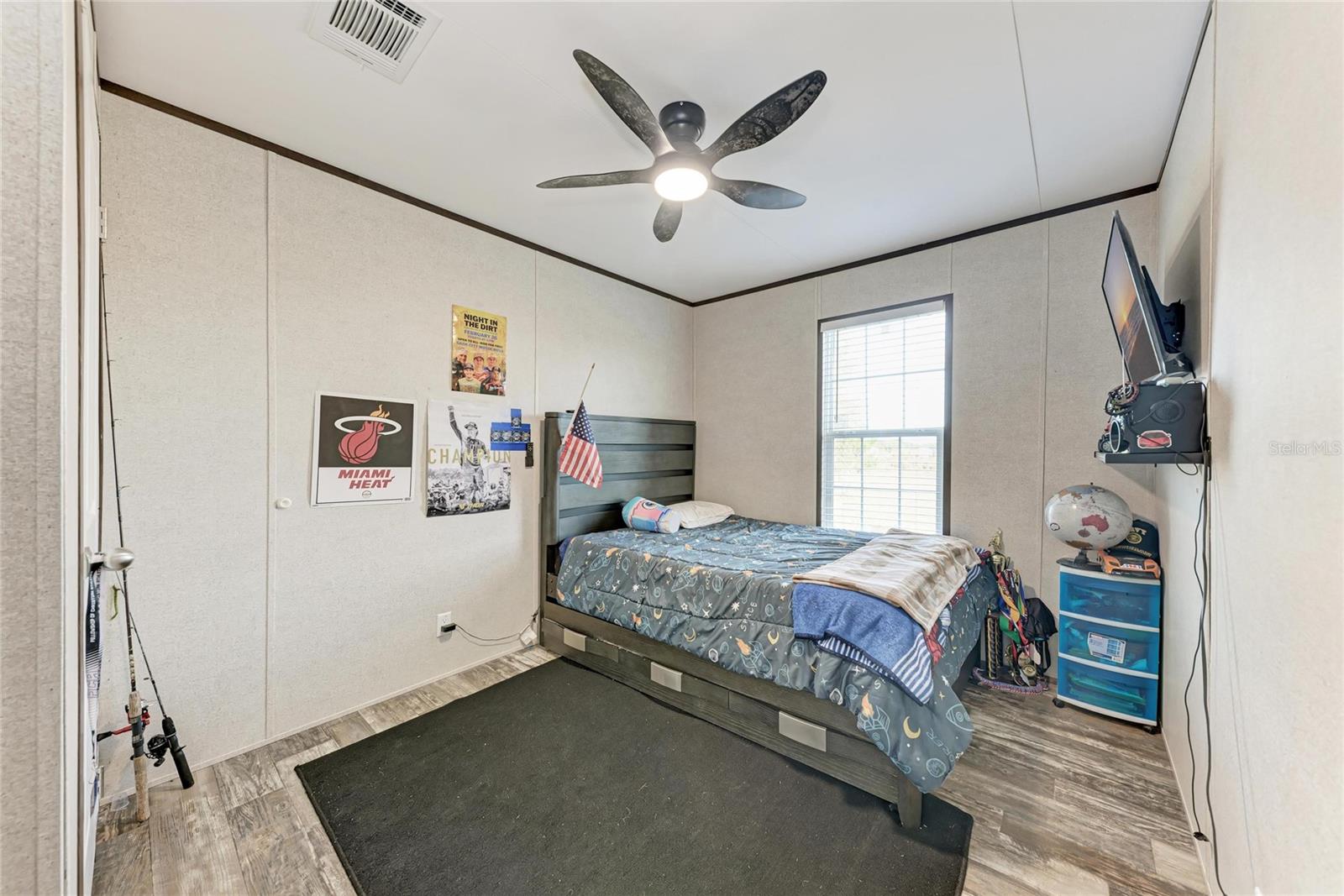 Listing photo id 24 for 48331 Bermont Road