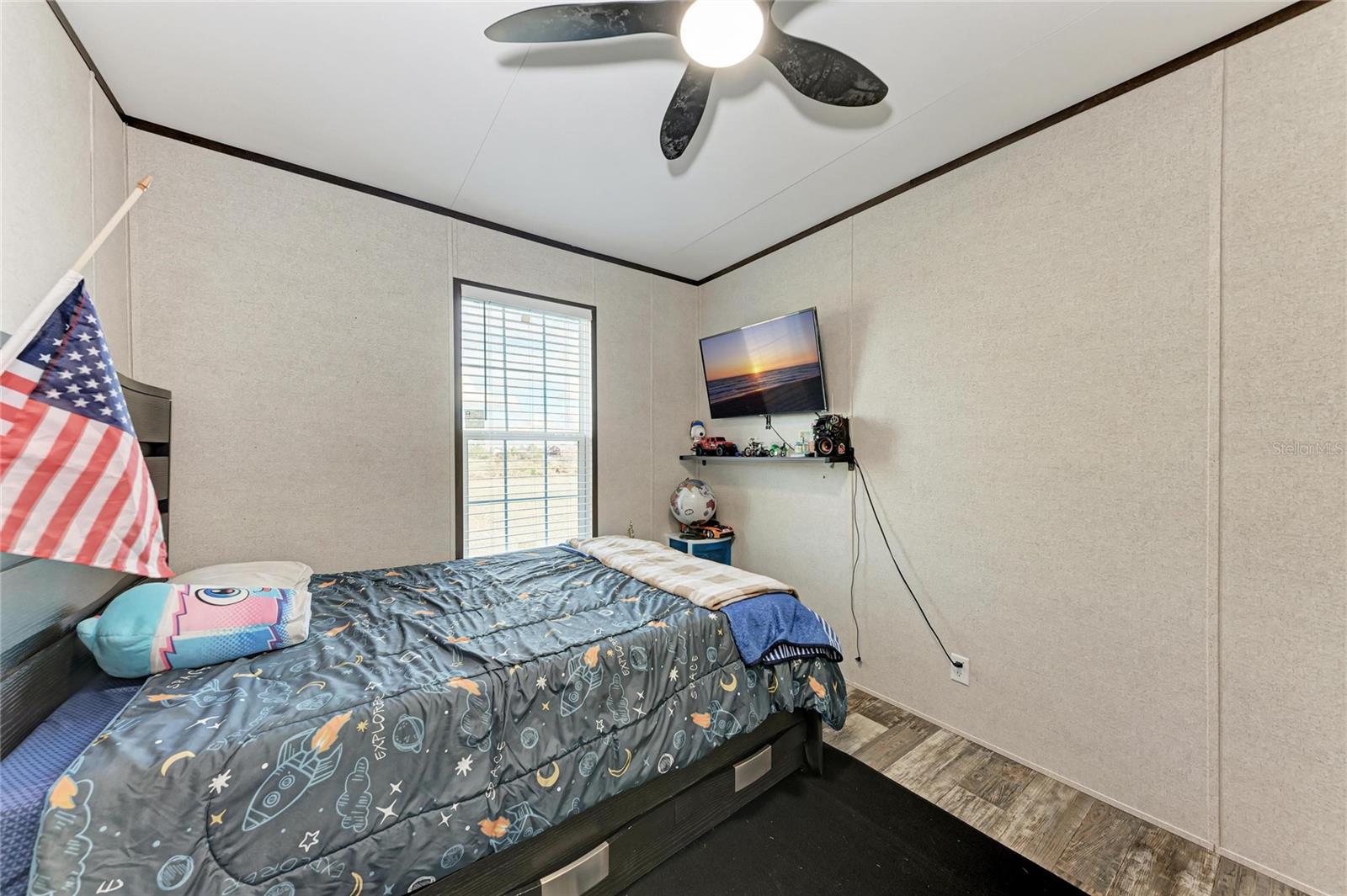 Listing photo id 25 for 48331 Bermont Road