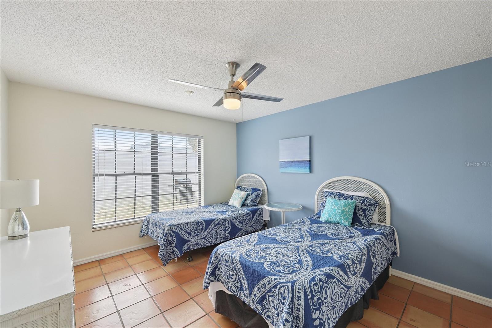 Image 15 of 31 For 7505 23rd Avenue Drive W